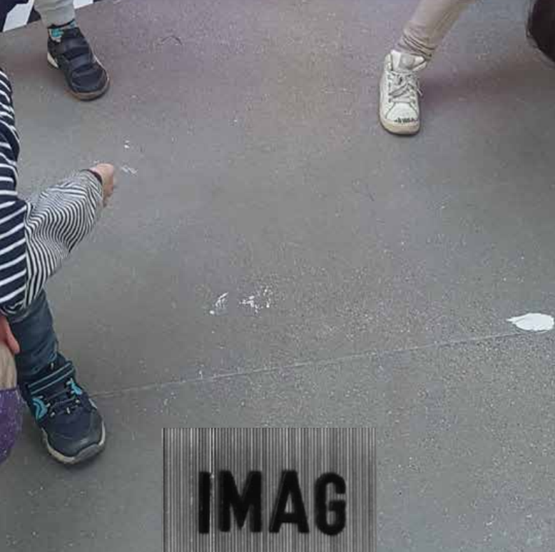 IMAG 9